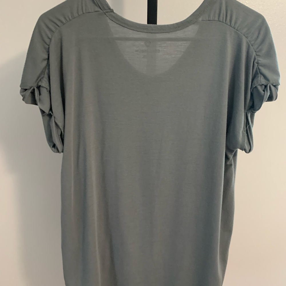 Colosseum Rouched Shoulder Top - Picture 5 of 13